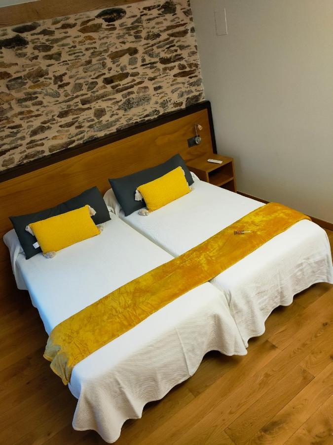Pension Albergue Alborada Salceda Exterior photo