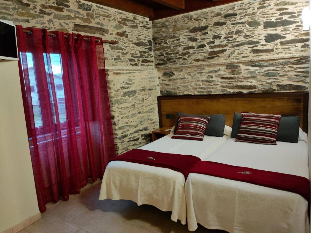Pension Albergue Alborada Salceda Exterior photo