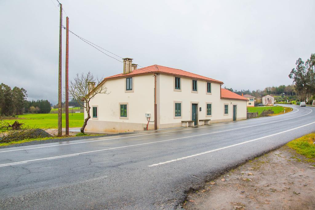 Pension Albergue Alborada Salceda Exterior photo